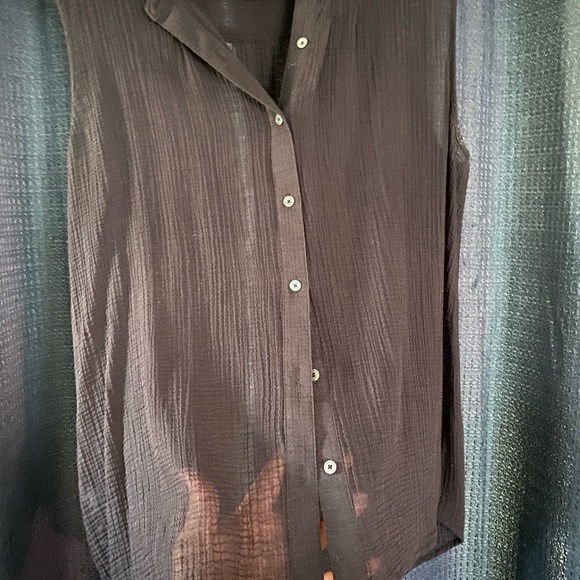 Sheer sleeveless top - Picture 1 of 3